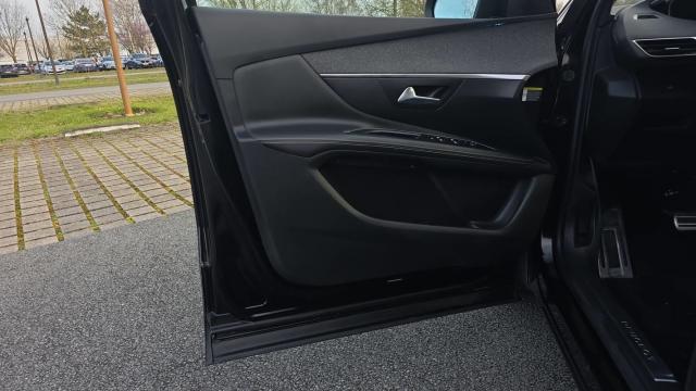 Peugeot 3008 image 4