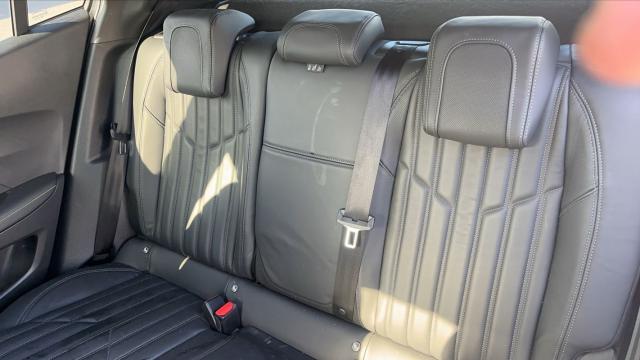 Peugeot 2008 image 6
