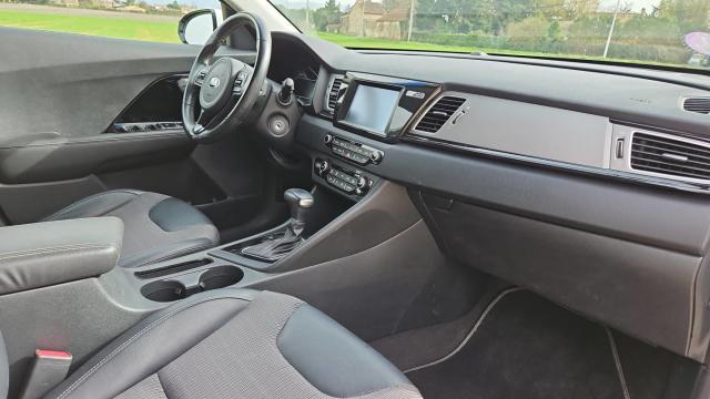 Kia Niro image 5