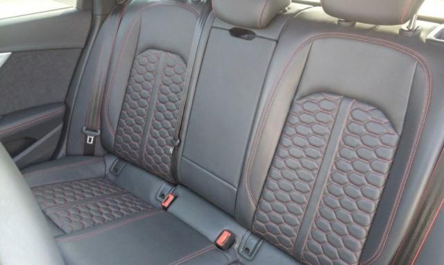 Audi Rs4 Avant image 1