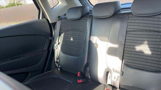 Renault Captur image 6