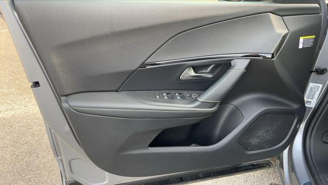 Peugeot 2008 image 4