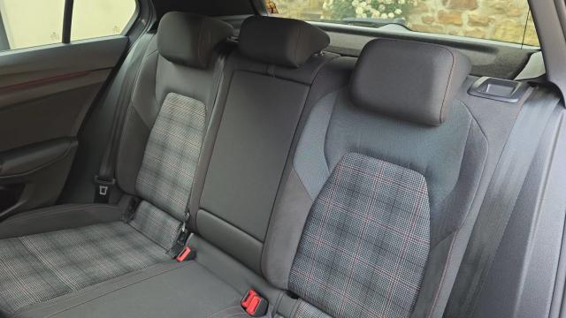 Volkswagen Golf image 5