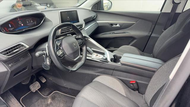 Peugeot 5008 image 6