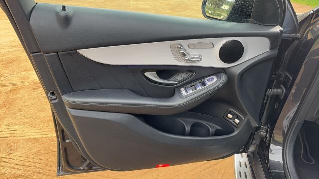 Mercedes Benz Classe Glc image 9