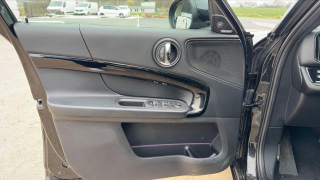 Mini Countryman image 8