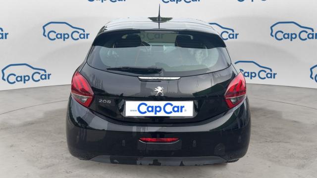 Peugeot 208 image 3