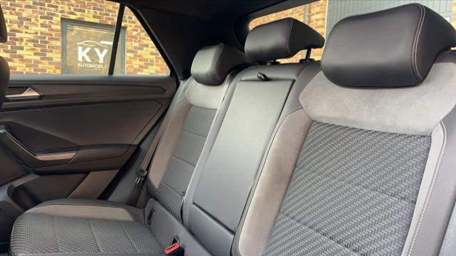Volkswagen T-Roc image 5