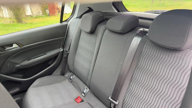 Peugeot 308 image 6