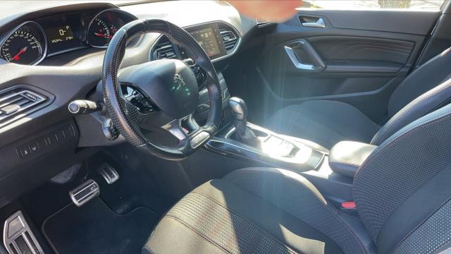Peugeot 308 image 1