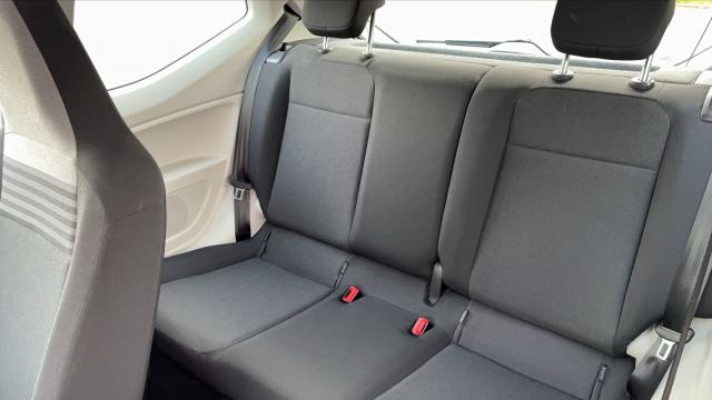 Volkswagen Up! image 2