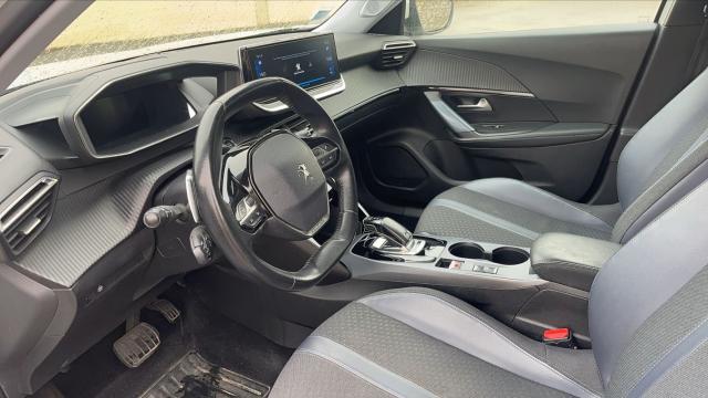 Peugeot 2008 image 6