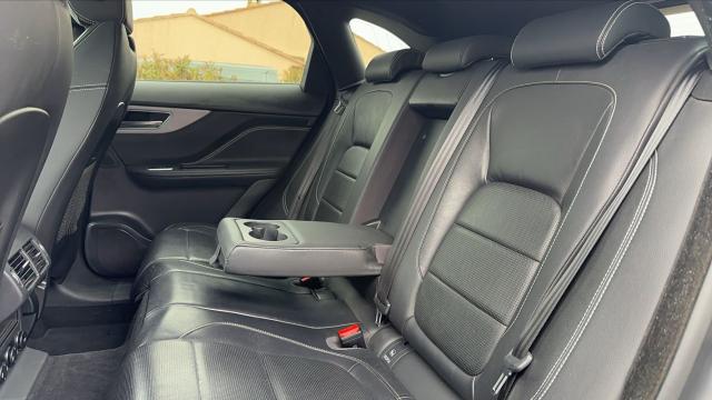 Jaguar F-Pace image 8