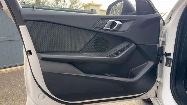 Bmw Série 1 image 4