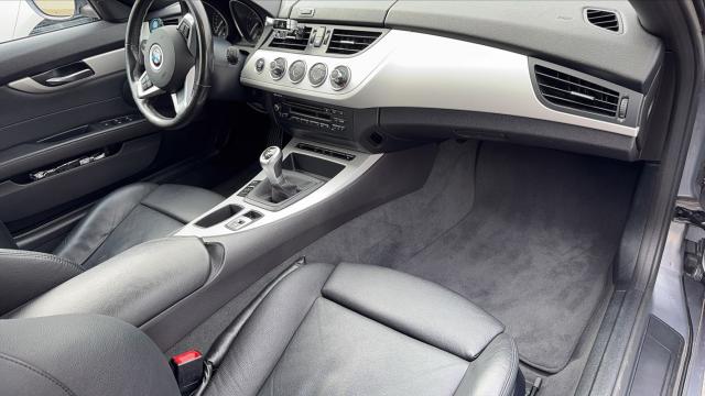 Bmw Z4 image 8