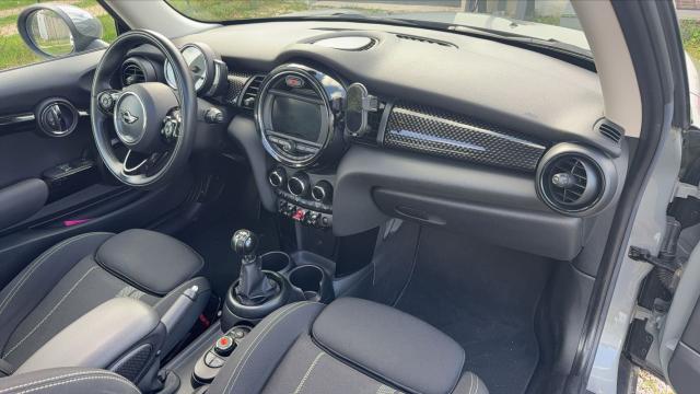 Mini Mini image 3
