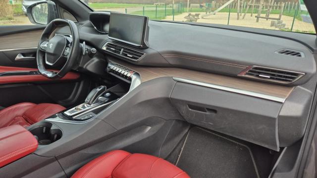 Peugeot 5008 image 9