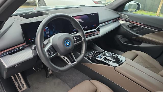 Bmw I5 image 2