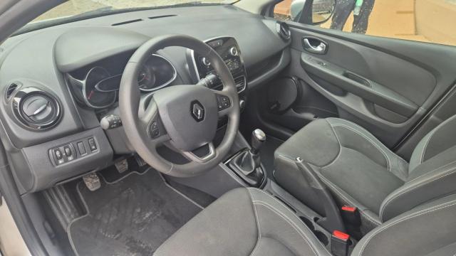 Renault Clio image 9