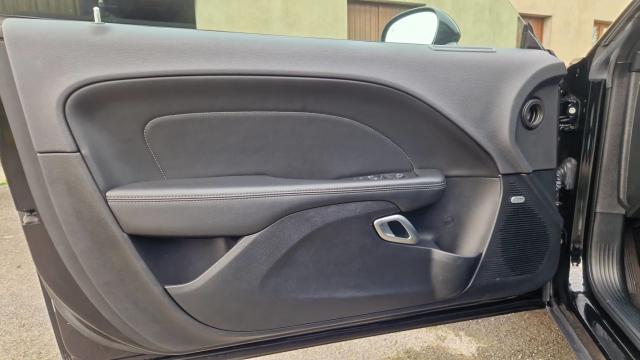 Dodge Challenger image 6