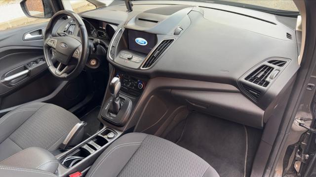 Ford C-Max image 1