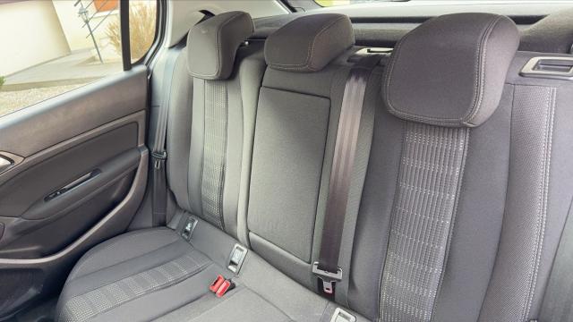 Peugeot 308 image 9