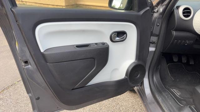 Renault Twingo image 2