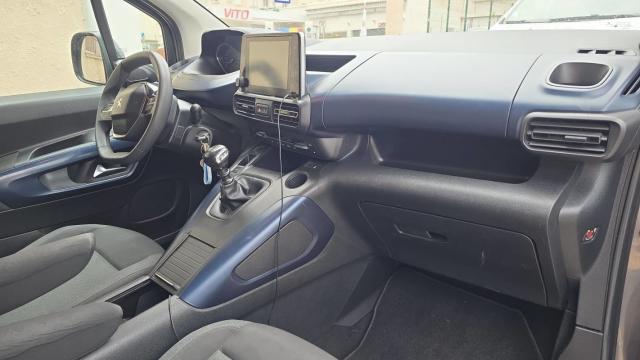 Peugeot Rifter image 2