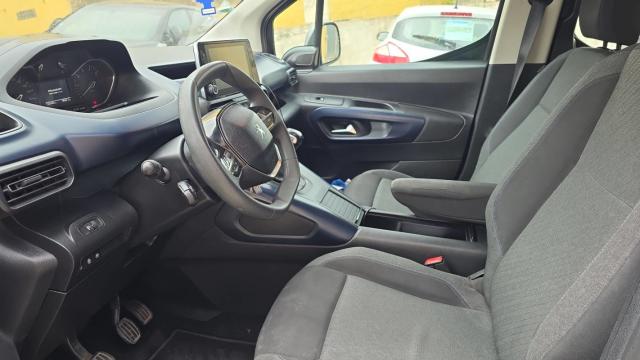 Peugeot Rifter image 7
