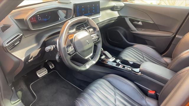 Peugeot 2008 image 9