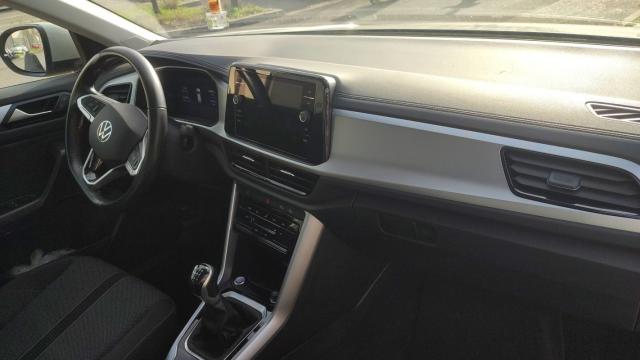 Volkswagen T-Roc image 1