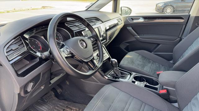 Volkswagen Touran image 8