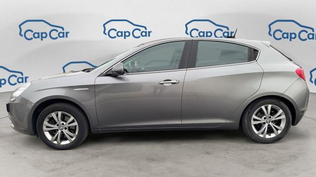 Alfa Romeo Giulietta image 9