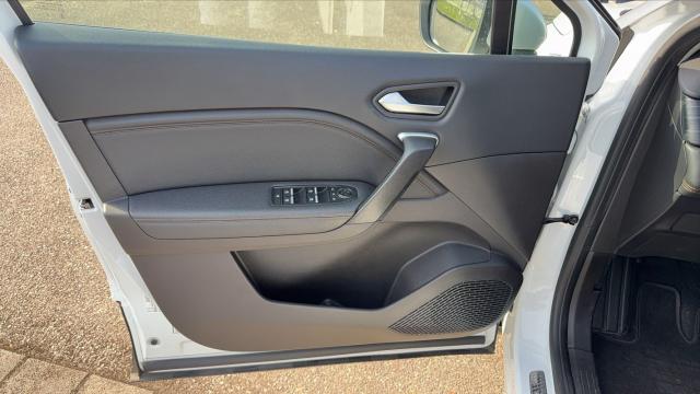 Renault Captur image 3