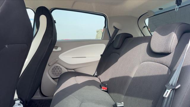 Renault Zoe image 2