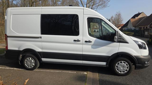 Ford Transit image 6