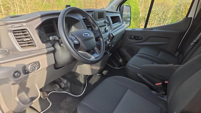 Ford Transit image 2