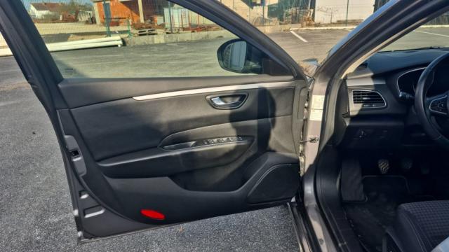 Renault Talisman image 9