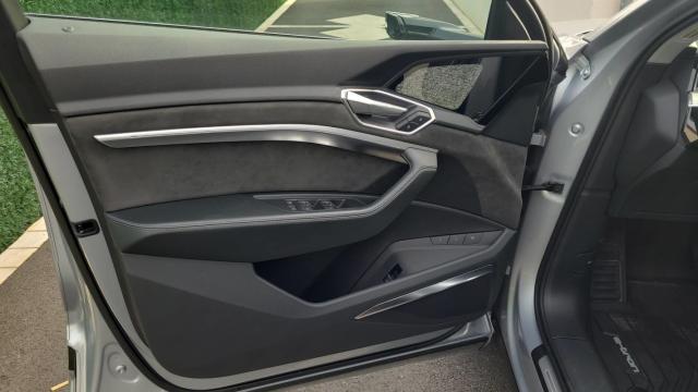 Audi E-Tron image 6