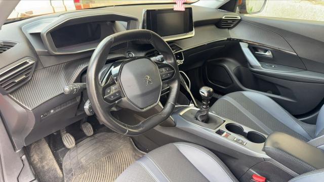Peugeot 2008 image 4