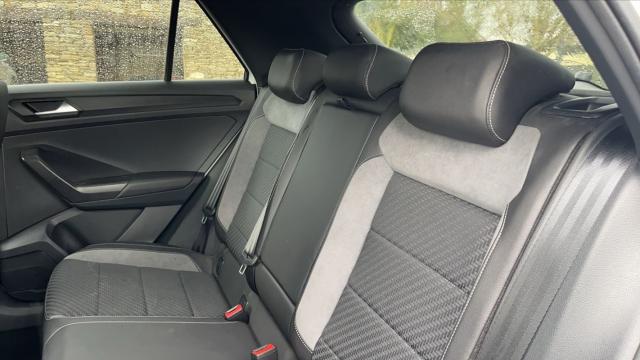 Volkswagen T-Roc image 5