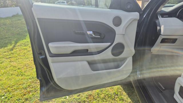 Land Rover Range Rover Evoque image 9