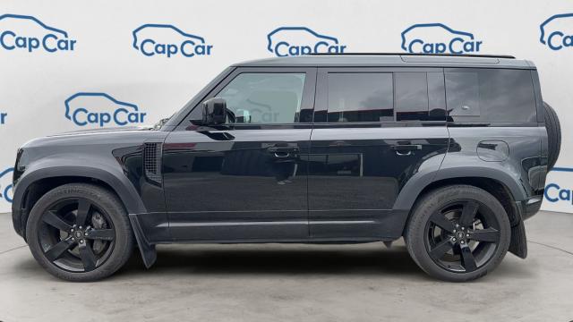 Land Rover Defender image 6