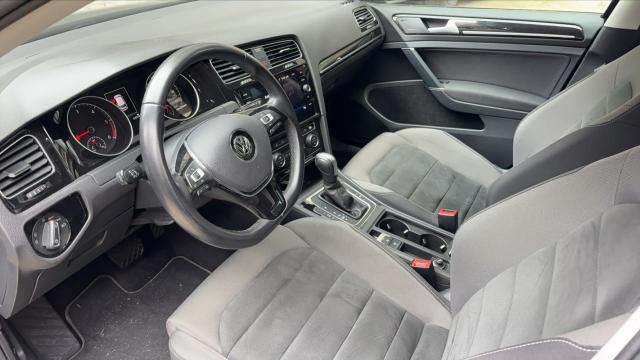 Volkswagen Golf image 5