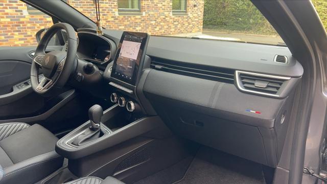 Renault Clio image 8