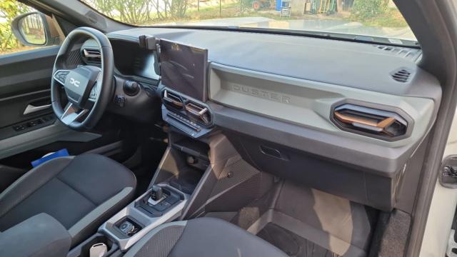 Dacia Duster image 6
