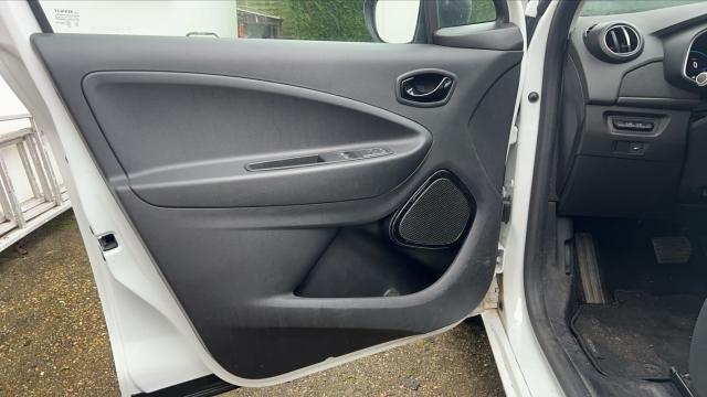 Renault Zoe image 8