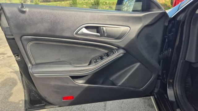 Mercedes Benz Cla Shooting Brake image 8