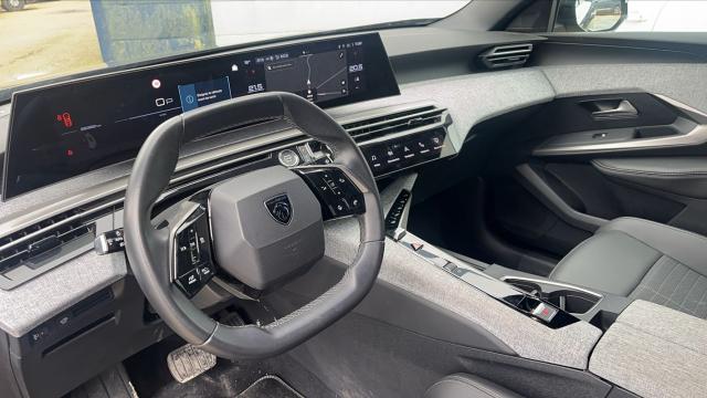 Peugeot 3008 image 2