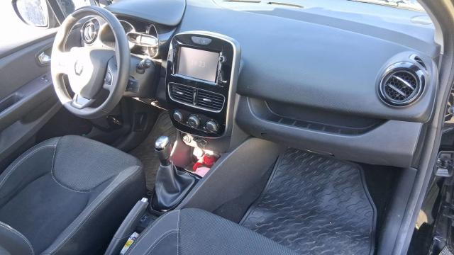 Renault Clio Estate image 7